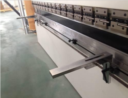 Mesin Bending CNC (10)